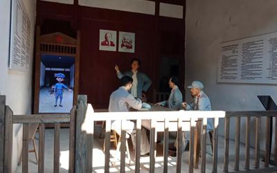 歷史還原，展示偉人風(fēng)采